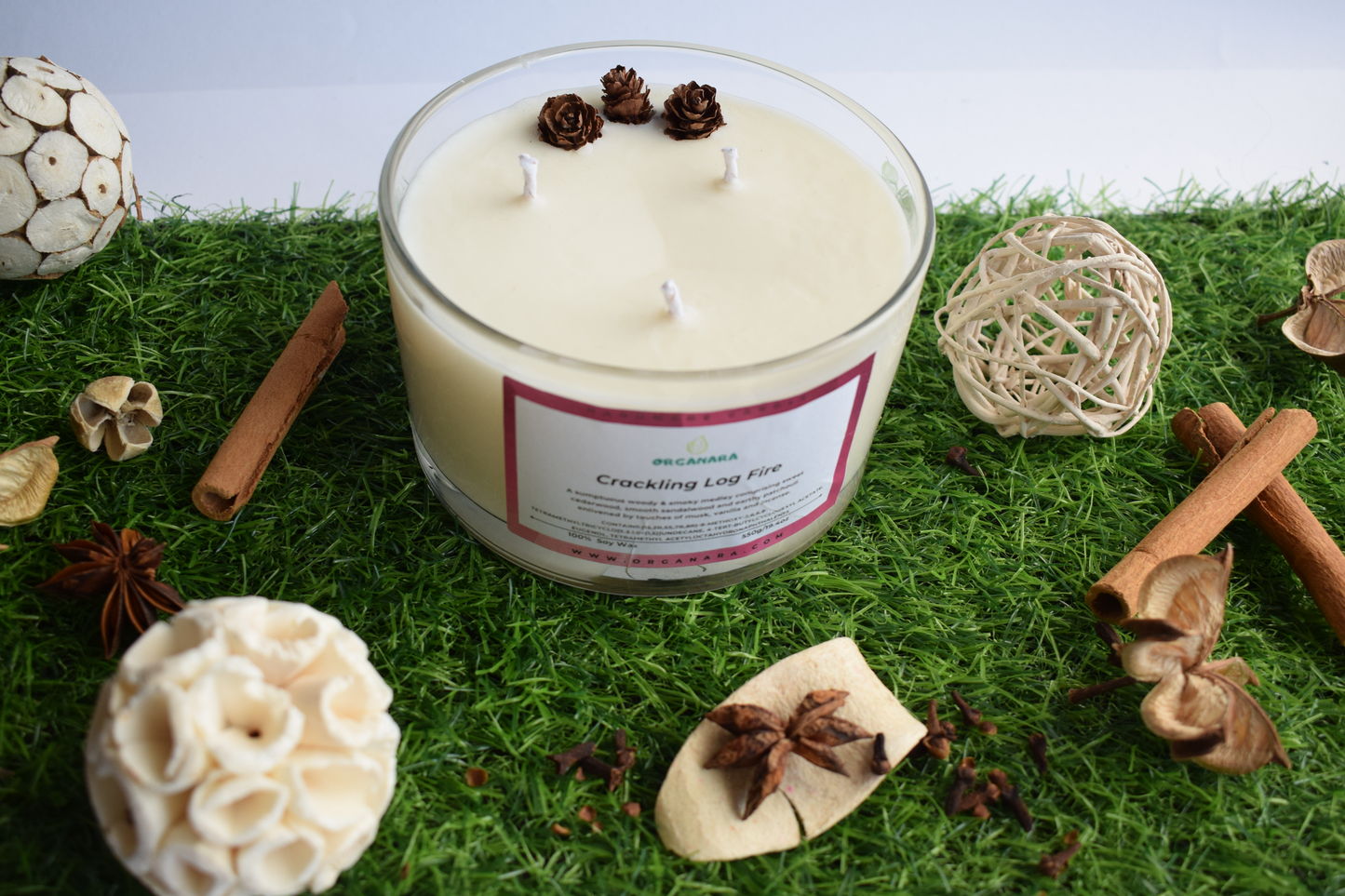 Crackling Log Fire 550ml Soy Wax Candle